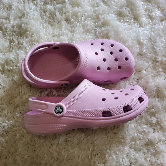 Crocs - Picture 1 of 6